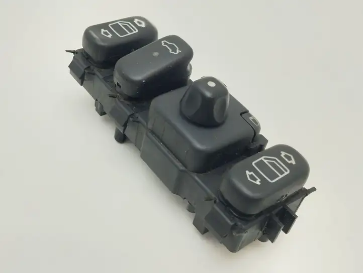 Mercedes-Benz CLK A208 (1997 - 2002) 2088200010 Блок кнопок стеклоподъемников — фото 5