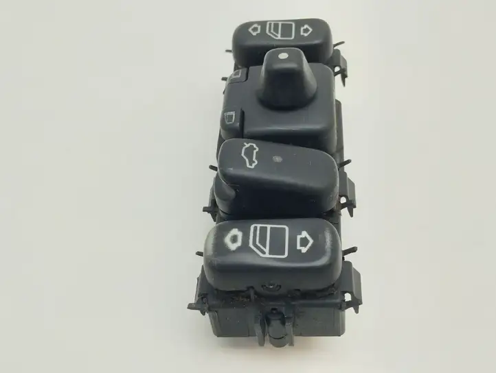 Mercedes-Benz CLK A208 (1997 - 2002) 2088200010 Блок кнопок стеклоподъемников — фото 10