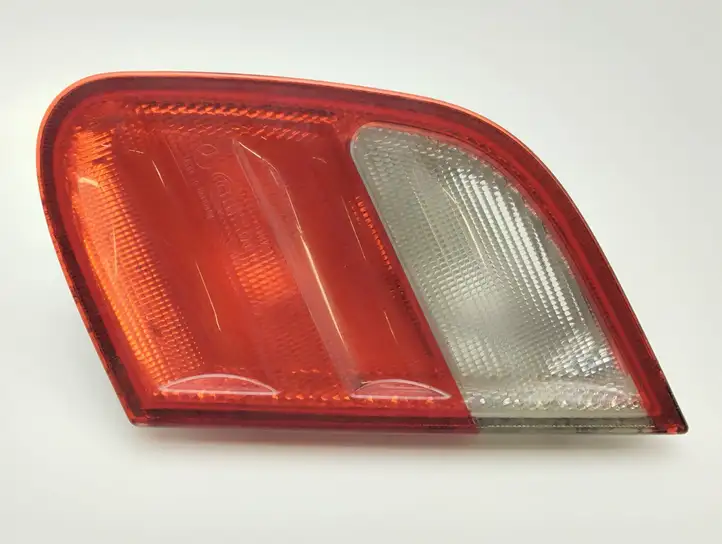 Mercedes-Benz CLK A208 (1997 - 2002) 2088200664 Задний фонарь в крышке багажника — фото 1