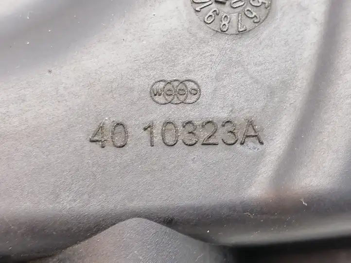 Mercedes-Benz C W203 (2000 - 2007) A6421400087 Резонатор впуска — фото 3