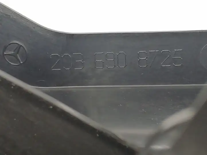 Mercedes-Benz C W203 (2000 - 2007) 2036908725 Прочая отделка багажника — фото 4