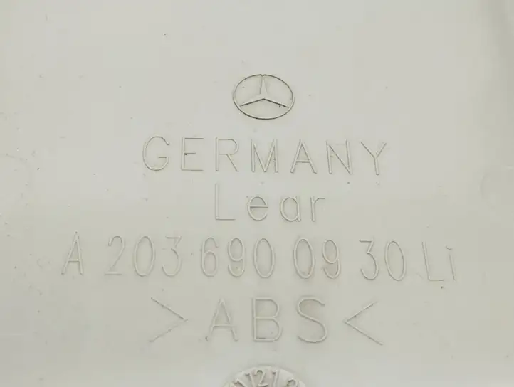 Mercedes-Benz C W203 (2000 - 2007) A2036901540 Верхняя обшивка стойки B — фото 5