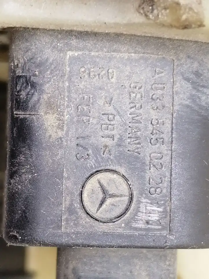 Mercedes-Benz E W211 (2002 - 2009) 2118602760 Бачок омывателя стекла — фото 4