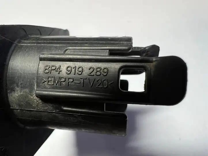 Audi A3/S3 8P (2004 - 2008) 8P4919289 Кронштейн заднего датчика парковки — фото 3