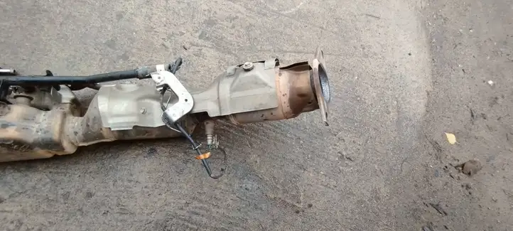 Toyota Prius (XW30) (2009 - 2015) Катализатор / DPF / FAP — фото 7