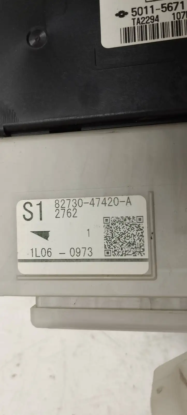 Toyota Prius (XW30) (2009 - 2015) 8922147220 Модуль управления BSM — фото 3