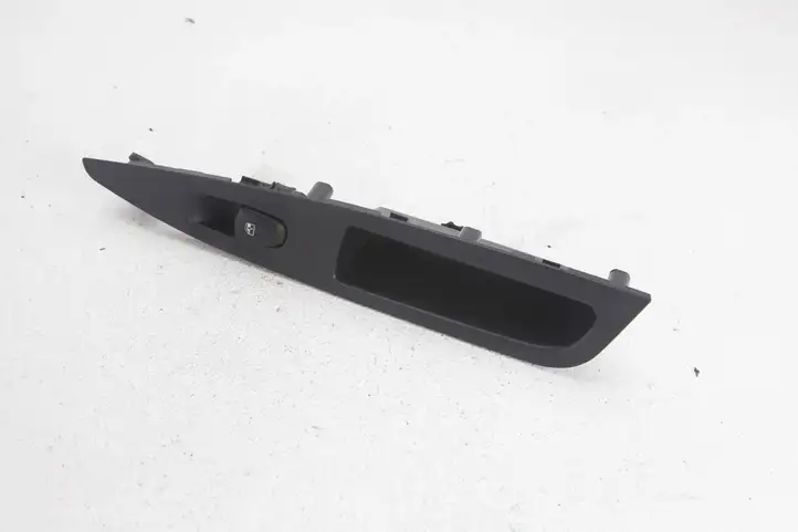 Nissan Qashqai (2017 - 2020) 829604EA0AX Блок кнопок стеклоподъемников — фото 1