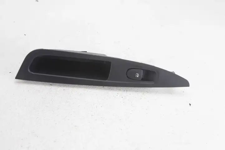 Nissan Qashqai (2017 - 2020) 829604EA0AX Блок кнопок стеклоподъемников — фото 2