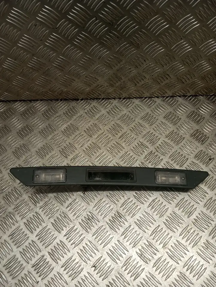 Audi A3/S3 8P (2004 - 2008) 8P48275743FZ Подсветка номера — фото 1