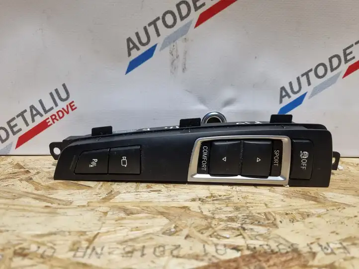 BMW 5 F10 F11 (2009 - 2016) 9202946 Кнопка парктроника — фото 7