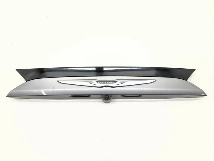 Chrysler Pacifica (2016 - ) 5RL88JSCAE Обшивка багажника — фото 1