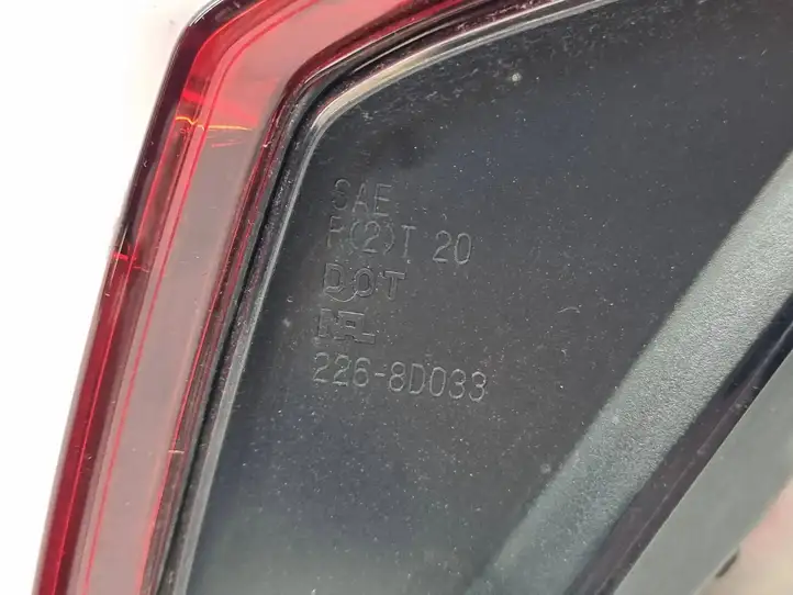 Nissan Rogue (2020 - ) 2268D033 Задний фонарь в крышке багажника — фото 5