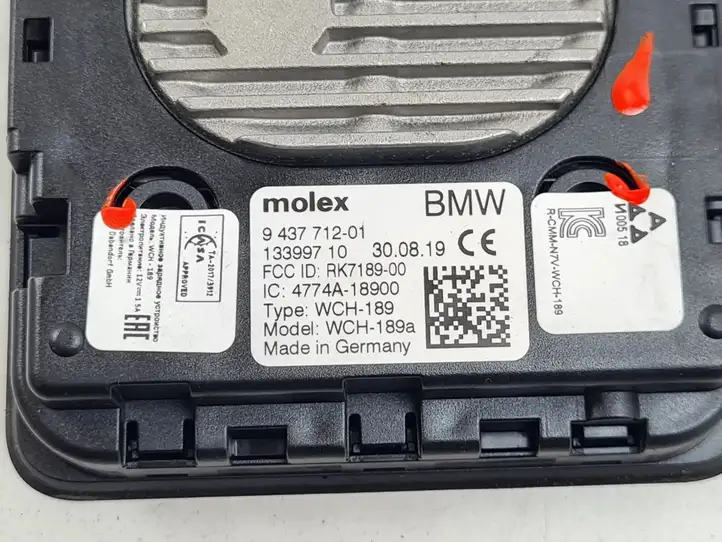 BMW 3 G20 G21 (2019 - ) 9437712 Модуль беспроводной зарядки — фото 11