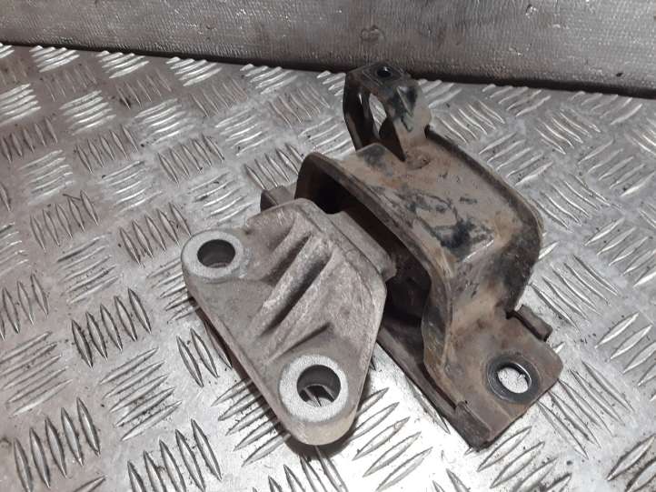 468646740 Opel Corsa D Variklio pagalvė