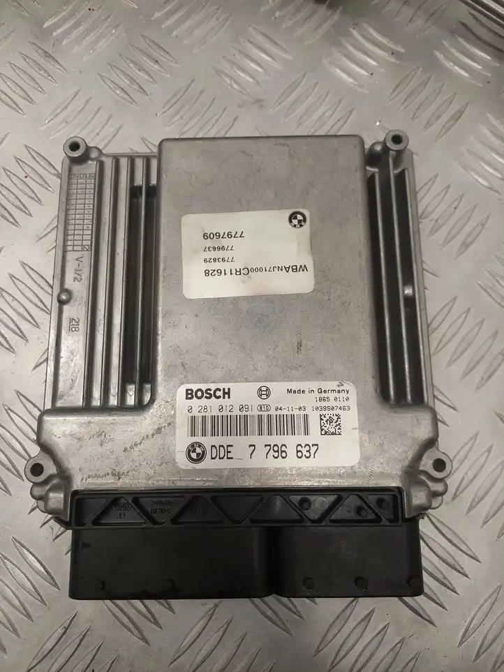 BMW 5 E60 E61 (2004 - 2010) 7796637 Комплект системы зажигания — фото 9