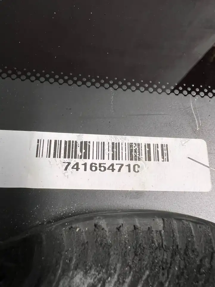 BMW X4 G02 (2018 - ) 7416547 Заднее боковое стекло — фото 3
