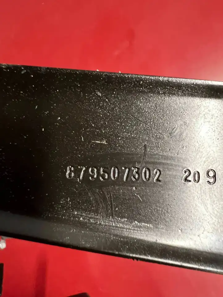 BMW X4 G02 (2018 - ) 8795073 Кронштейн усилителя звука — фото 3