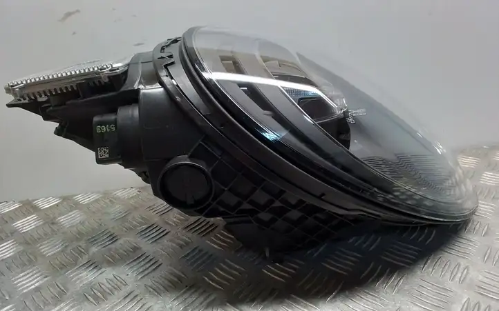 Porsche 911 992 (2019 - ) 9P5941082D Передняя фара — фото 2