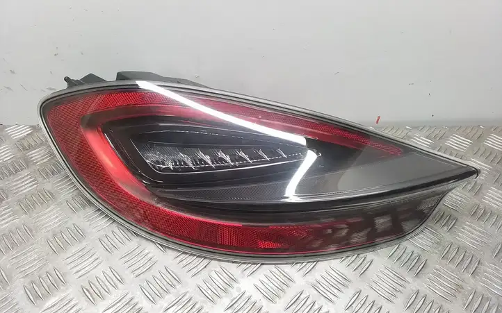 Porsche Cayman 981 (2012 - 2016) 98163198302 Задний фонарь в кузове — фото 1