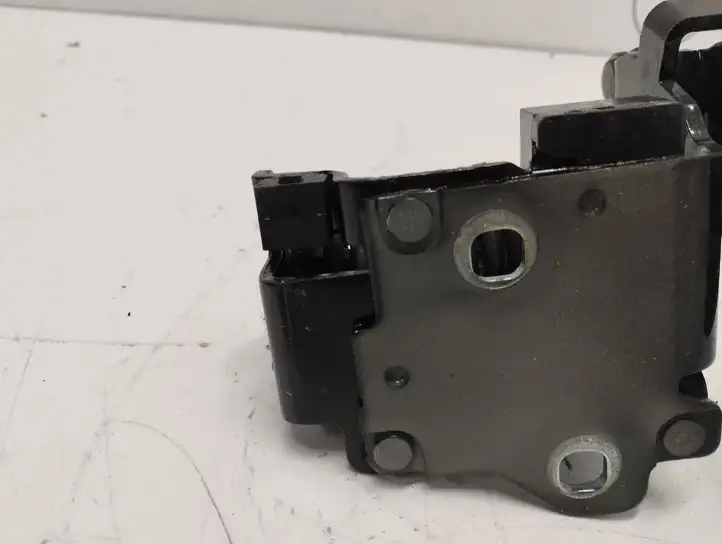Mercedes-Benz (2014 - 2021) A2057581500 Амортизатор с пружиной — фото 4