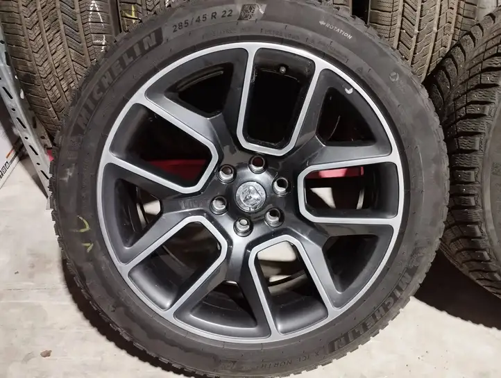 Dodge Ram (2018 - ) 5YD61TRMAB Легкосплавный колесный диск R22 — фото 8