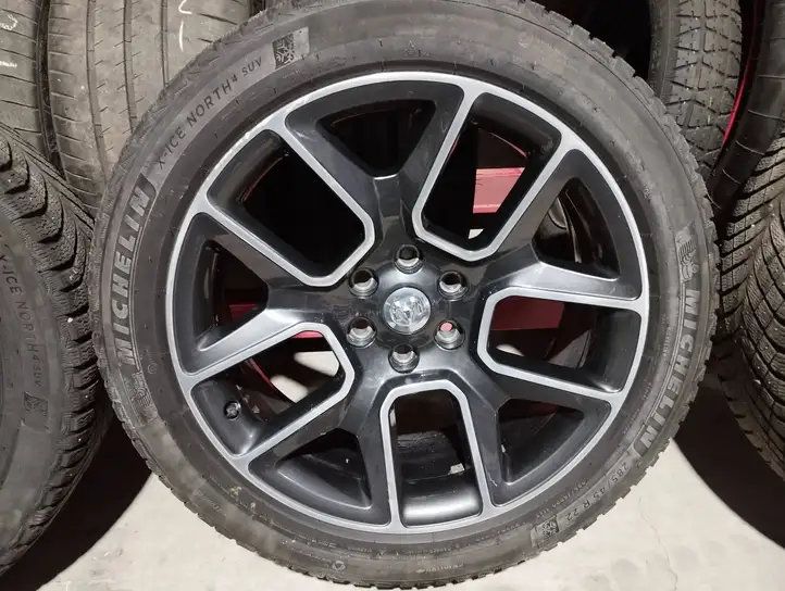 Dodge Ram (2018 - ) 5YD61TRMAB Легкосплавный колесный диск R22 — фото 14