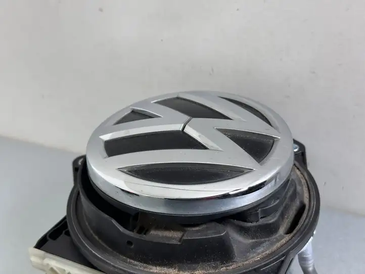 Volkswagen PASSAT B8 (2015 - ) 3G0827469CG Ручка багажника с камерой — фото 4