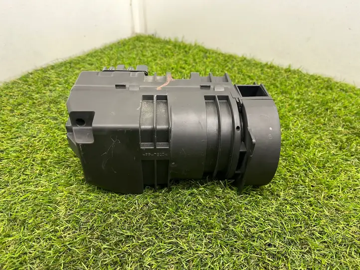 Mercedes-Benz S W221 (2005 - 2013) A0008005648 Насос вторичного воздуха — фото 4