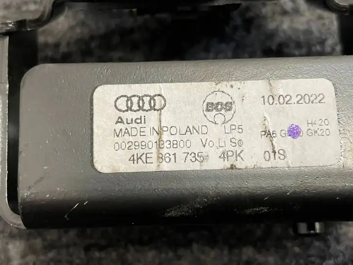 Audi e-tron (2018 - ) 4KE861736A Прочие детали салона — фото 3