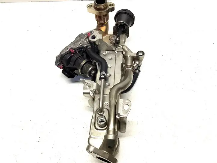 BMW 3 F30 F35 F31 (2012 - 2018) 8596444 Охладитель клапана EGR — фото 5