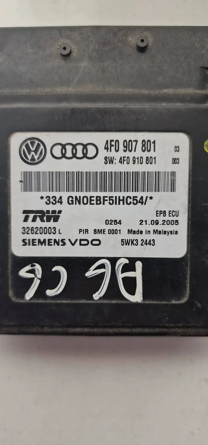 Audi A6 S6 C6 4F (2004 - 2008) 4F0907801 Блок управления стояночным тормозом — фото 2