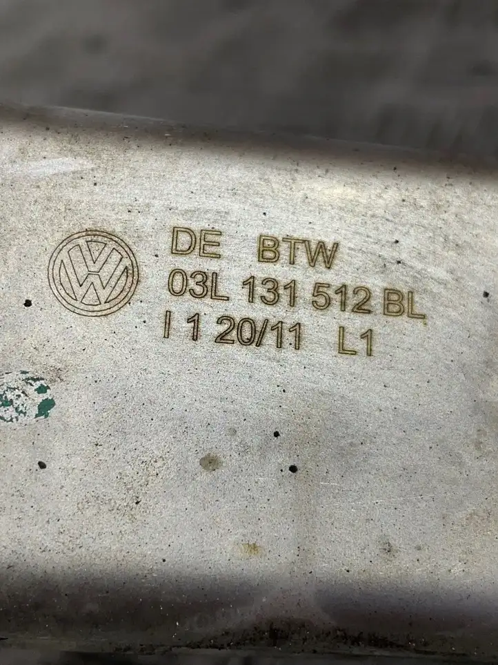 Volkswagen PASSAT B7 (2011 - 2014) 03L131512BL Охладитель клапана EGR — фото 5