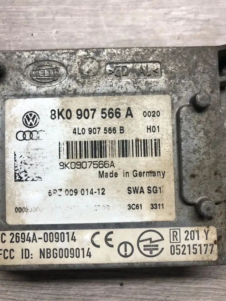 Audi A6 C7 (2011 - 2014) 8K0907566A Радар контроля слепых зон — фото 2