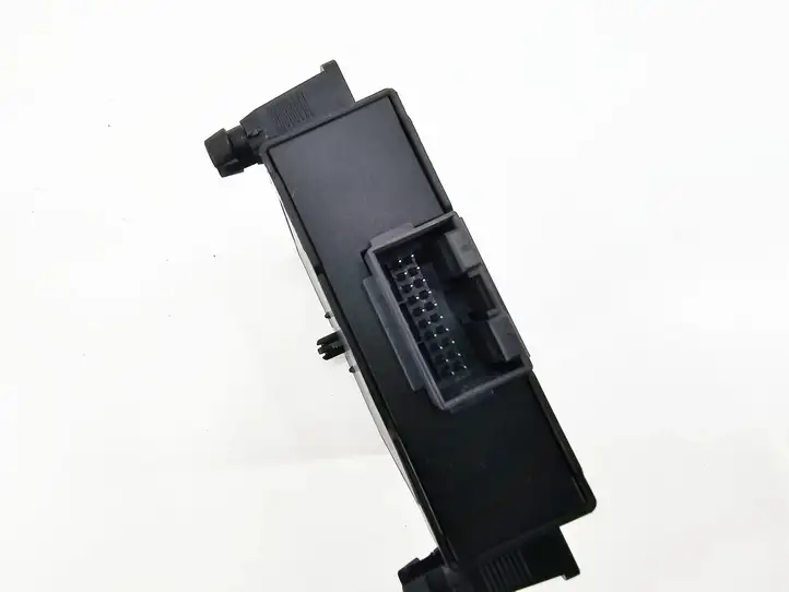 Volkswagen Caddy (2004 - 2010) 1K0907530AA Модуль Gateway — фото 6