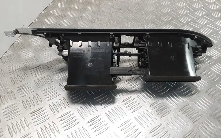 Audi A6 C7 (2011 - 2014) 4G1820951 Центральный воздушный дефлектор — фото 6