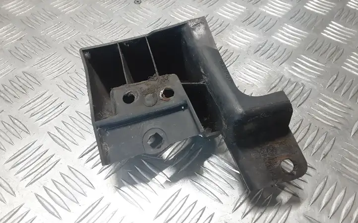 Land Rover Range Rover L322 (2005 - 2009) 7009234 Кронштейн заднего бампера — фото 4