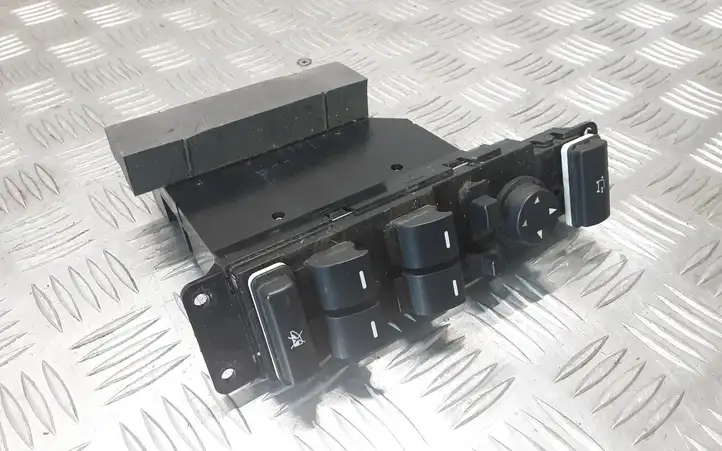 Land Rover Range Rover L322 (2005 - 2009) Кнопка стеклоподъемников — фото 2