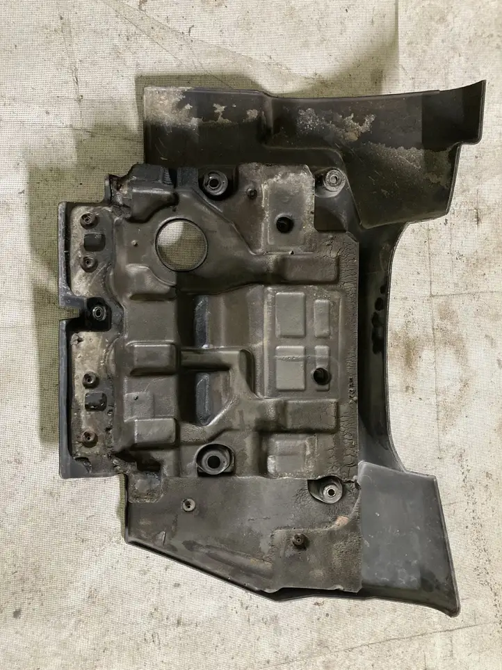 Toyota Corolla Verso E121 (2001 - 2004) Крышка двигателя декоративная — фото 3