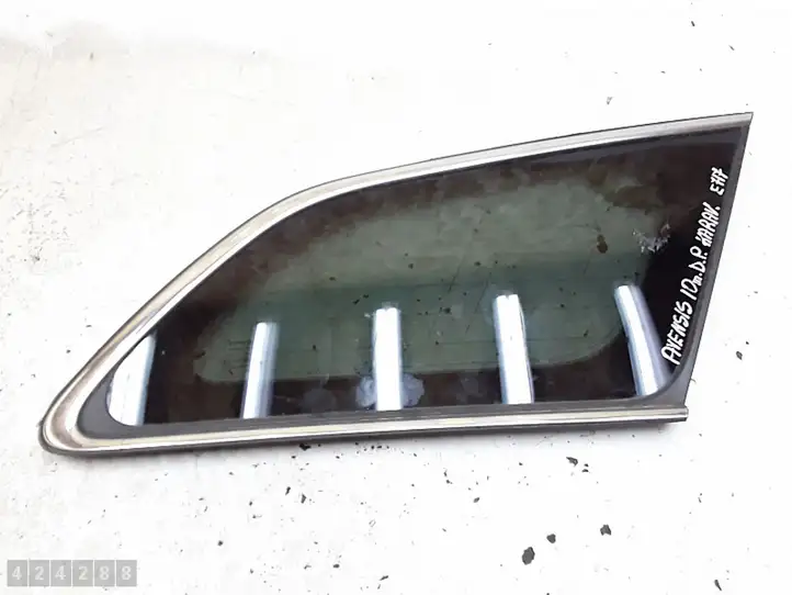 Toyota Avensis T270 (2009 - 2012) e643r006723 Заднее боковое стекло — фото 3