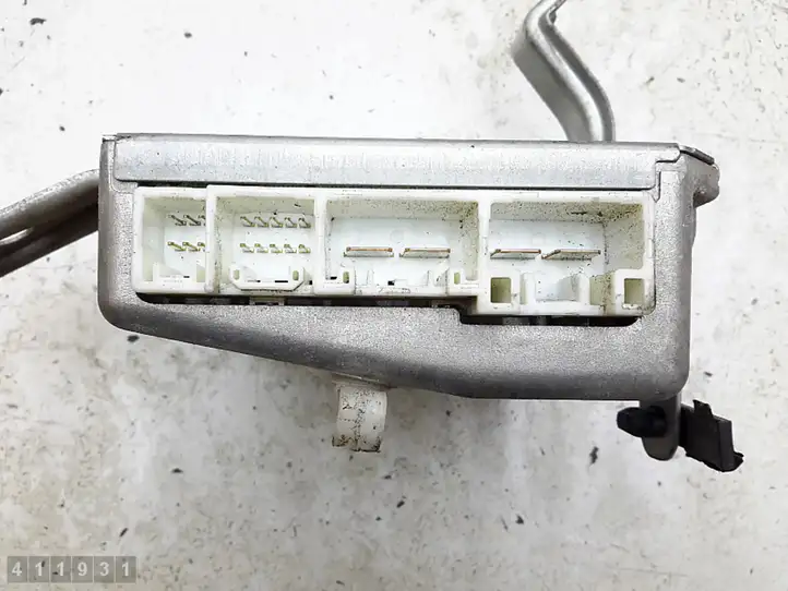Toyota Corolla E120 E130 (2004 - 2007) 8965002230 Блок управления усилителем руля — фото 3
