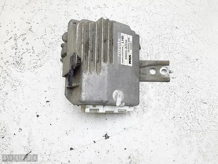 Toyota Corolla E120 E130 (2004 - 2007) 8965002230 Блок управления усилителем руля — фото 10