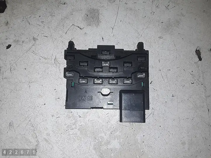 Volkswagen Golf IV (1998 - 2005) 1K0959654 Датчик угла поворота руля — фото 6