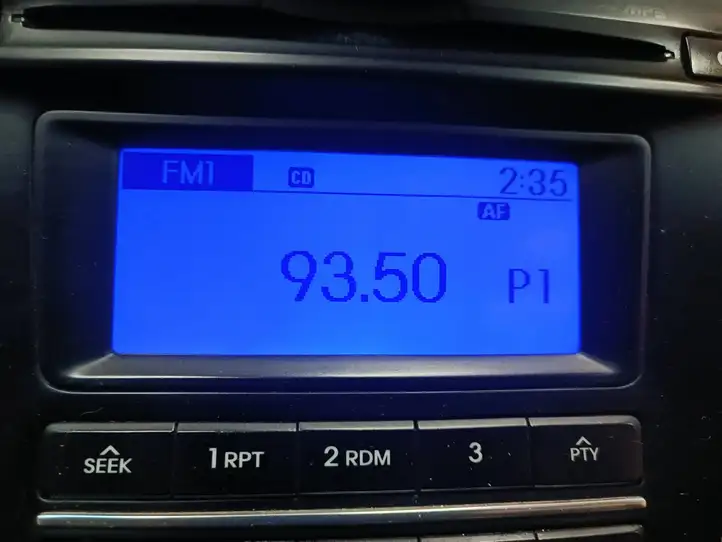 Hyundai i30 (2012 - 2015) 96170A6200GU Магнитола / мультимедийная система — фото 2