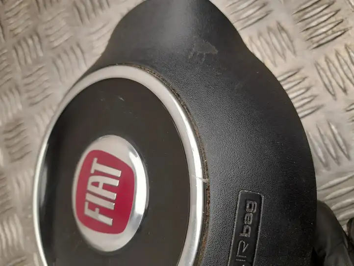 Fiat 500 (2008 - 2015) 735452889 Подушка безопасности руля — фото 5