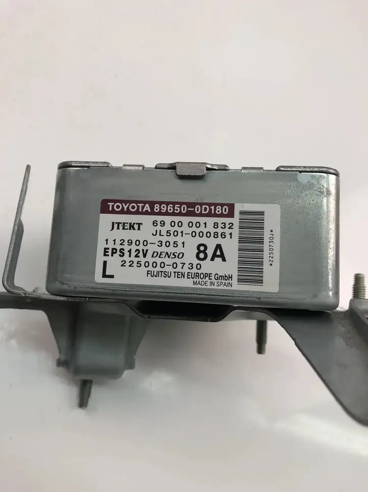 Toyota Yaris (2005 - 2009) 896500D180 Блок управления усилителем руля — фото 5
