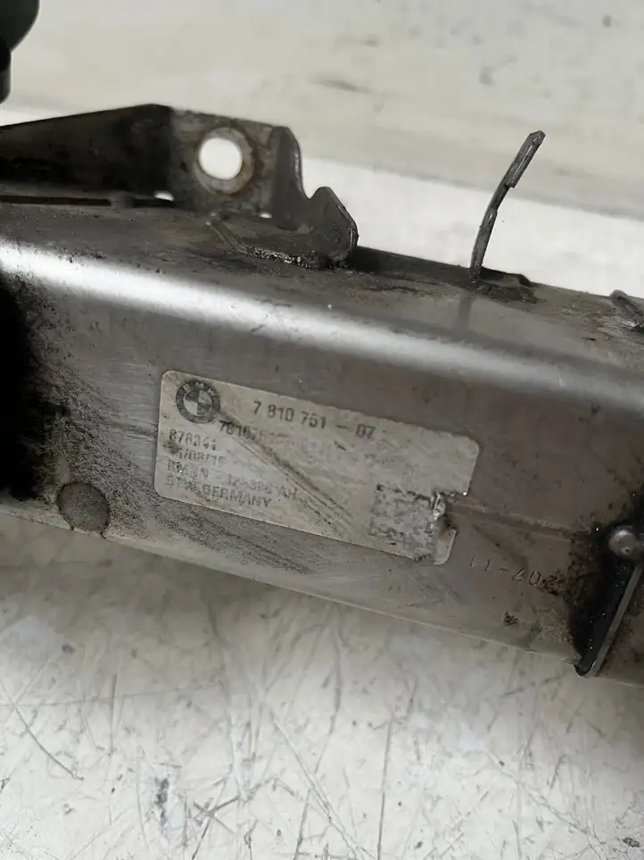 BMW 3 F30 F35 F31 (2012 - 2018) 781075107 Охладитель клапана EGR — фото 2