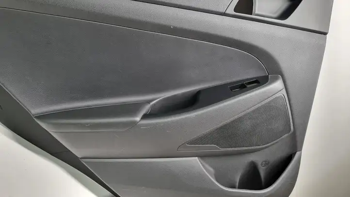 Hyundai Tucson TL (2015 - ) 83301D7100TRY Обшивка задней двери — фото 4