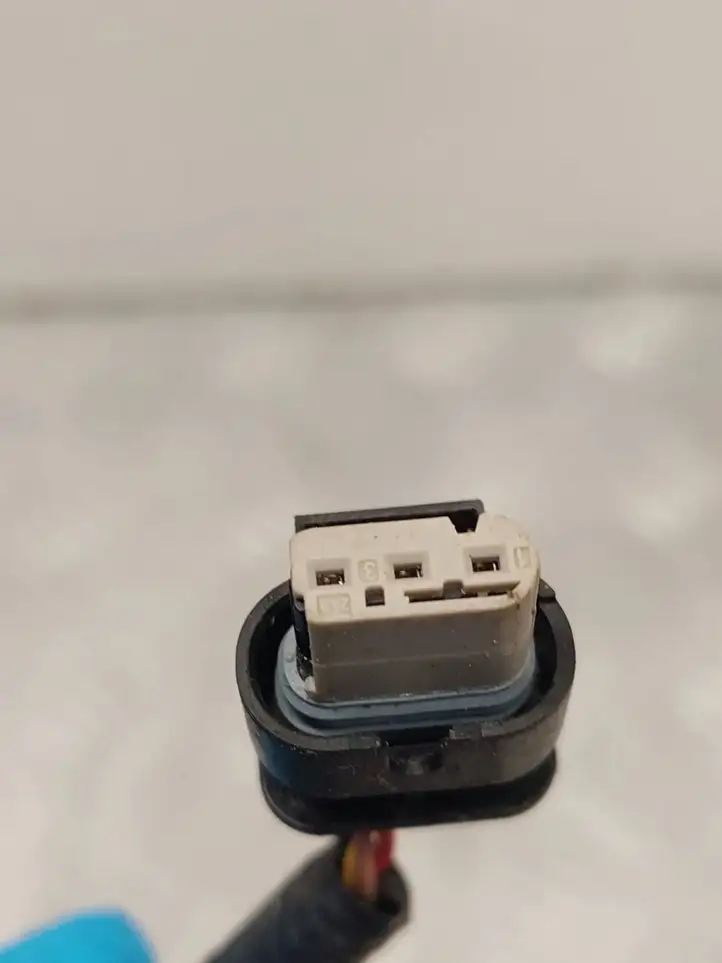 Tesla Model 3 (2017 - 2023) 256796103C Прочая электропроводка — фото 4