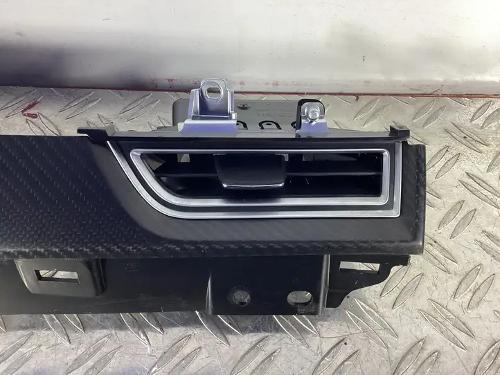 Tesla Model S (2016 - 2021) 100782100D Декоративная планка — фото 2
