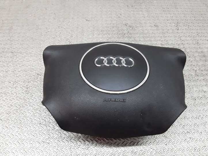 8P0880201D Audi A3 S3 8P Vairo oro pagalvė